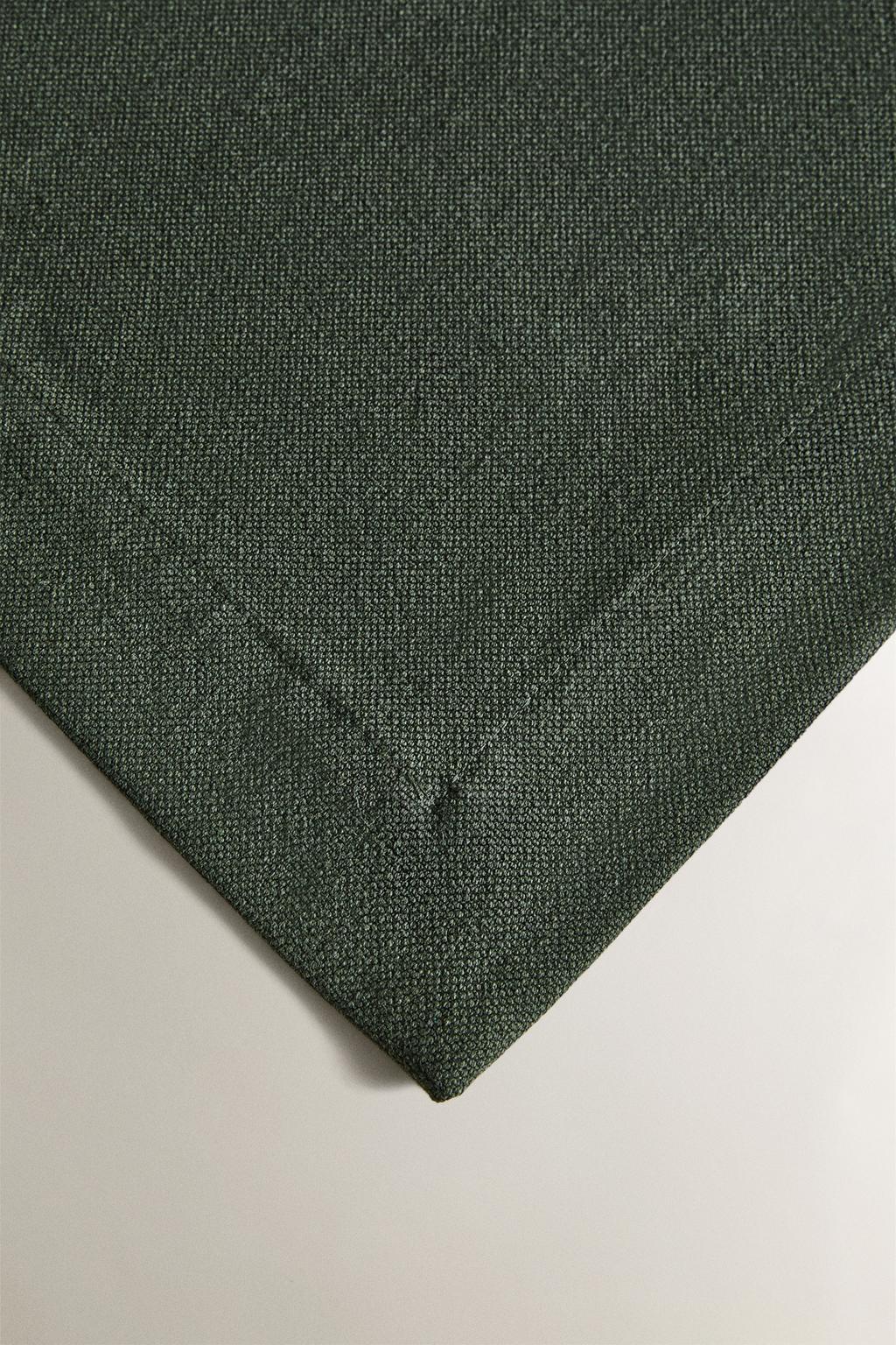 Столешница из высокограмматурного льна в цвете