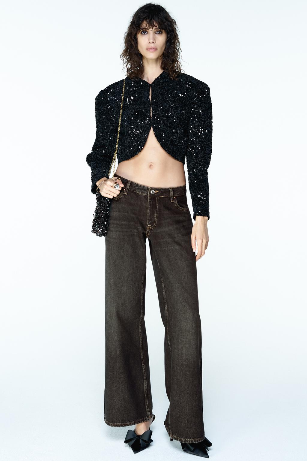 КУРТКА С ОБЪЕМНЫМИ РУКАВАМИ И ПАЙЕТКАМИ