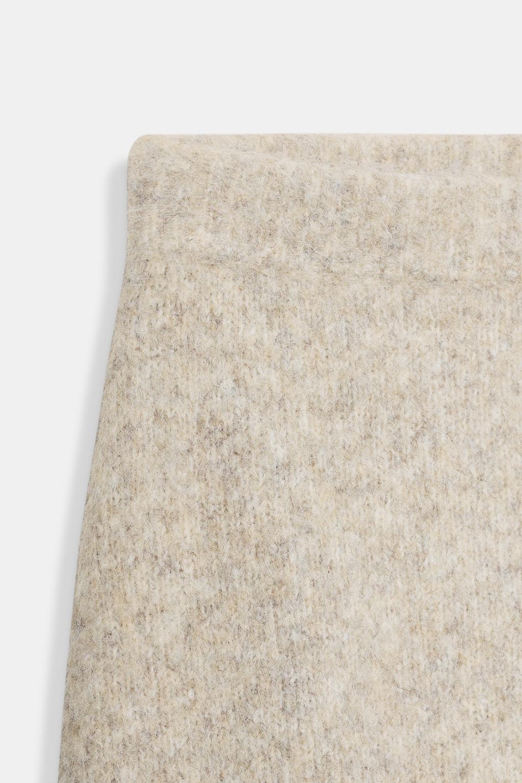 ЮБКА МИДИ ИЗ ВЯЗАНОГО МАТЕРИАЛА С ЭФФЕКТОМ ВОРСА