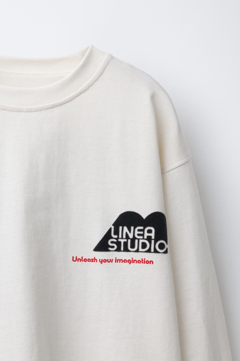 ФУТБОЛКА С РЕЛЬЕФНЫМ ПРИНТОМ