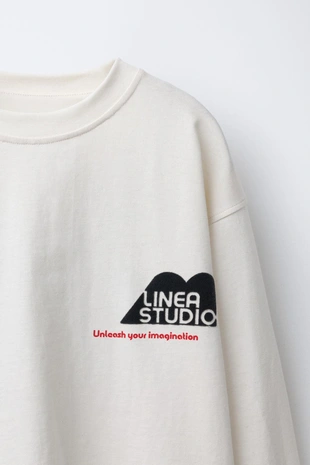 Футболка с рельефным принтом- Заказать в России