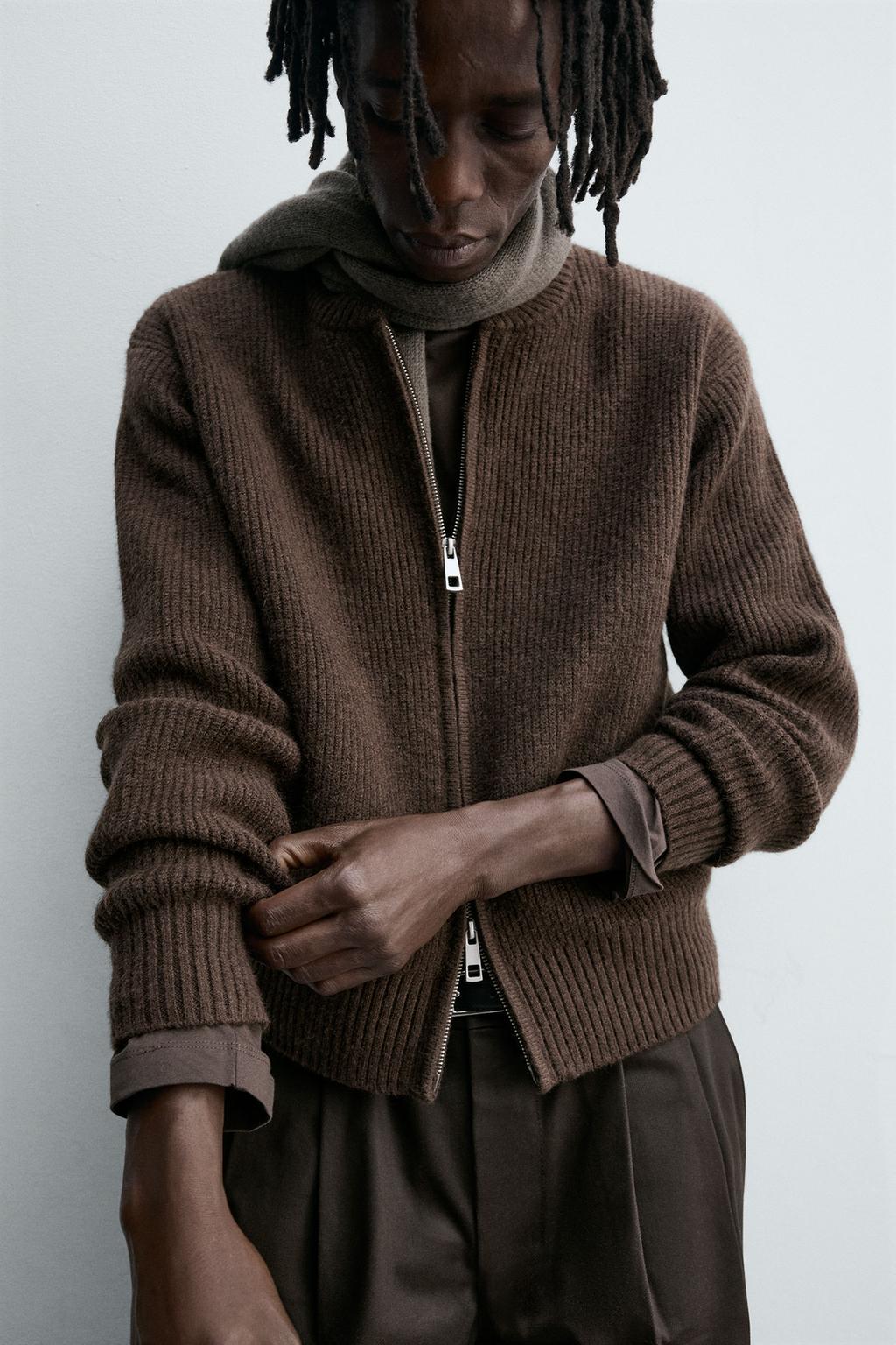 ТРИКОТАЖНЫЙ БОМБЕР