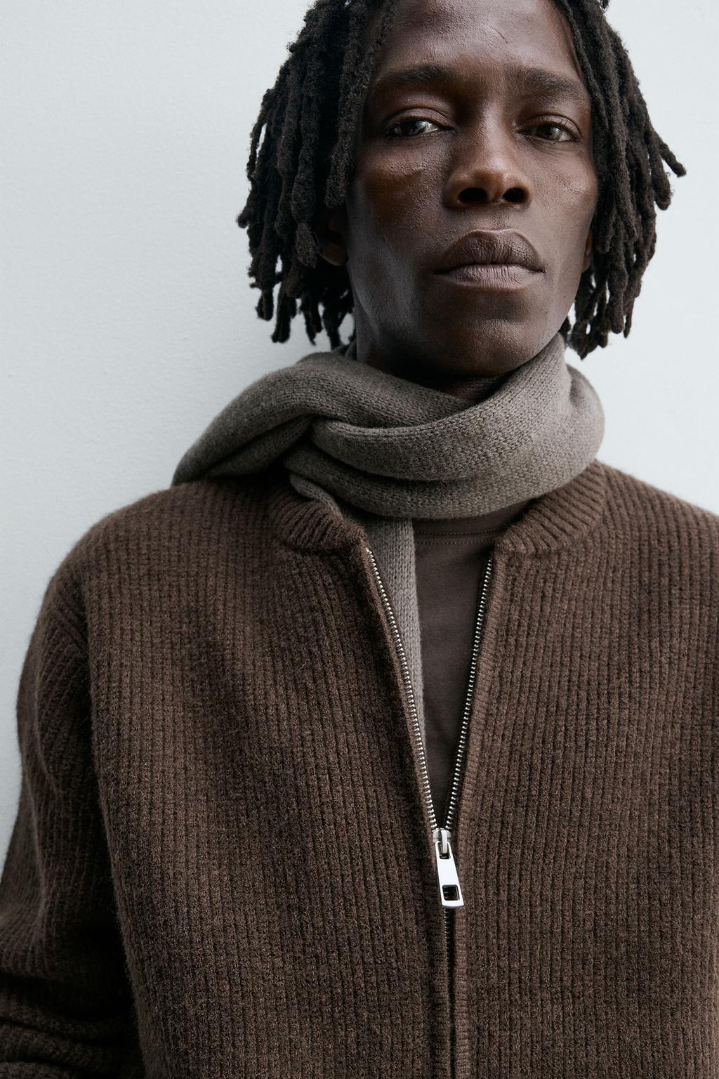 ТРИКОТАЖНЫЙ БОМБЕР