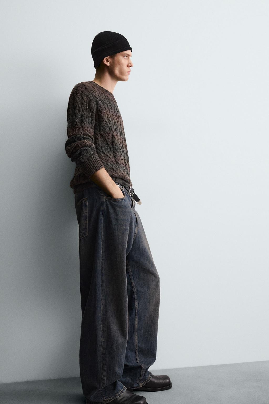 СВИТЕР С УЗОРОМ «КОСЫ»