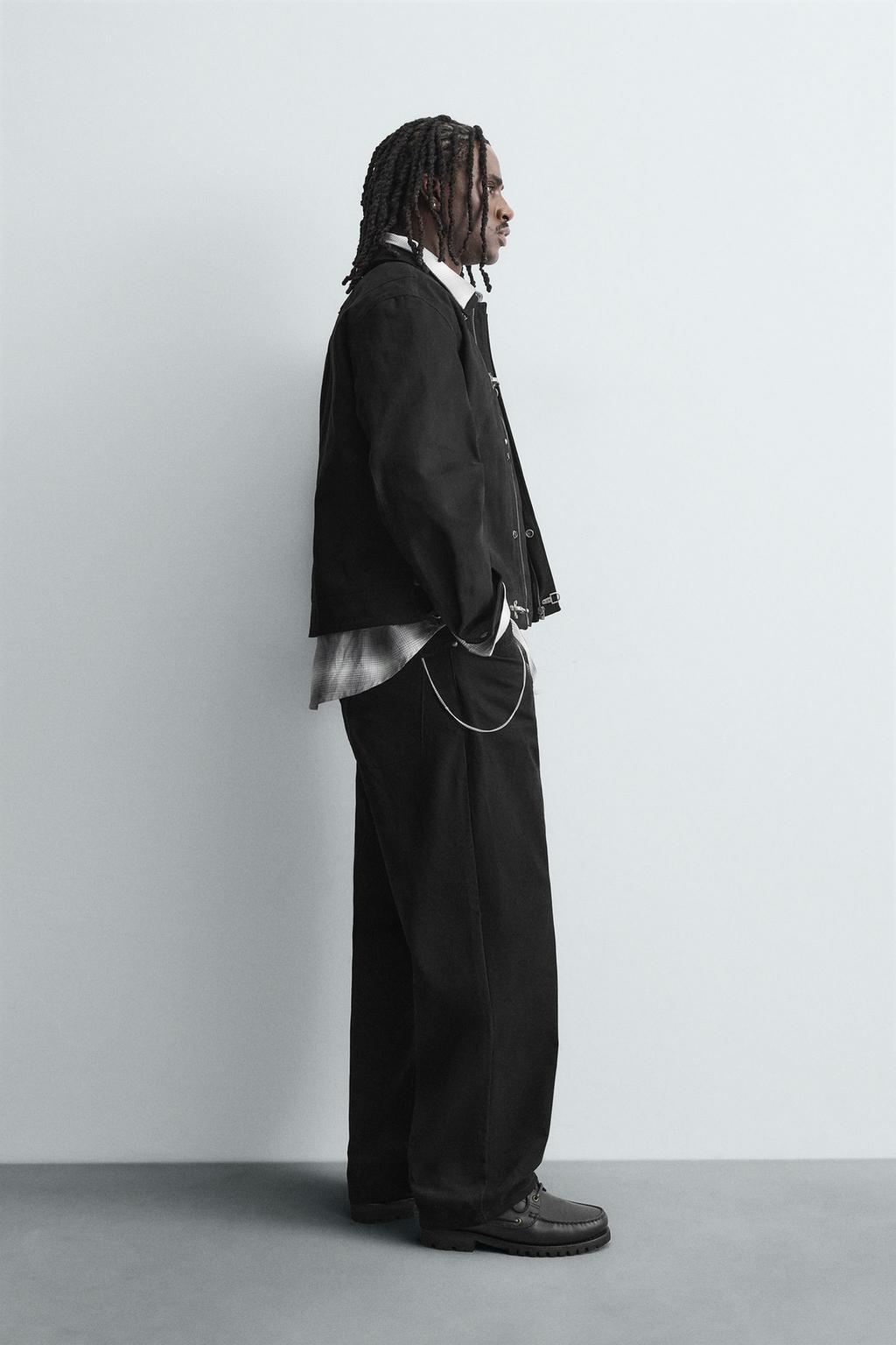 КУРТКА СВОБОДНОГО КРОЯ С НАВЕСНЫМИ ПЕТЛЯМИ