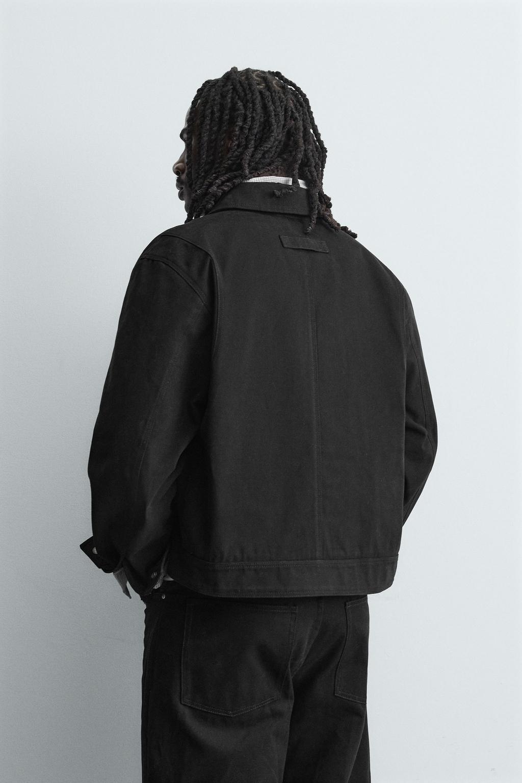 КУРТКА СВОБОДНОГО КРОЯ С НАВЕСНЫМИ ПЕТЛЯМИ