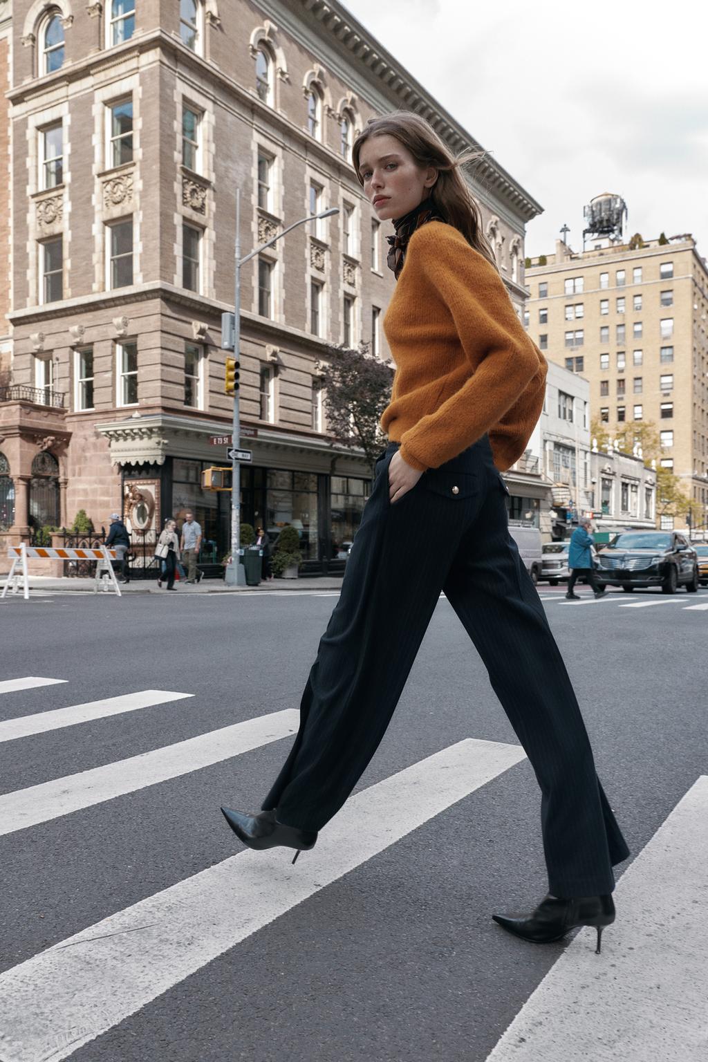 ШИРОКИЕ БРЮКИ С ВЫСОКОЙ ПОСАДКОЙ