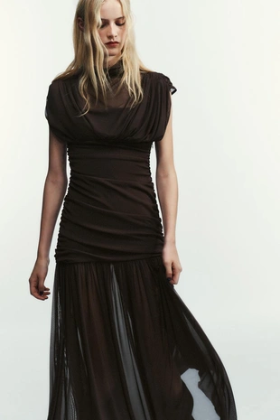 Комбинированное платье миди со сборками