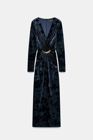 Бархатное платье миди с фурнитурой- Заказать в России