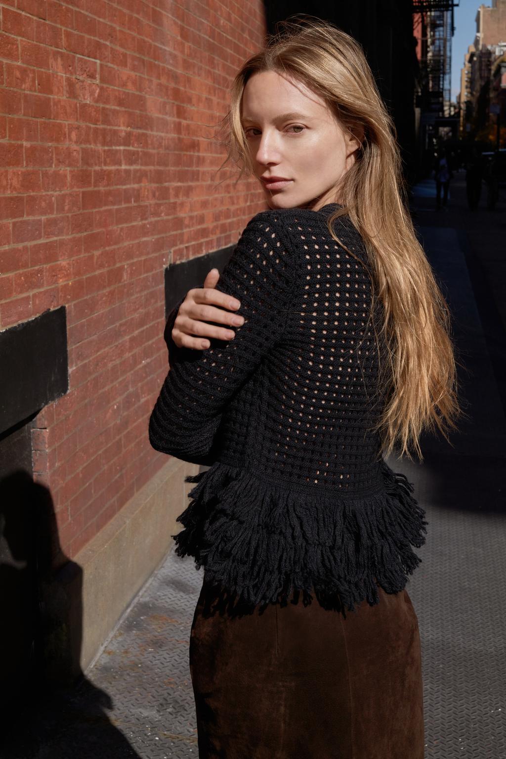 ДЖЕРСИ В КЛЕТКУ С БАХРОМОЙ