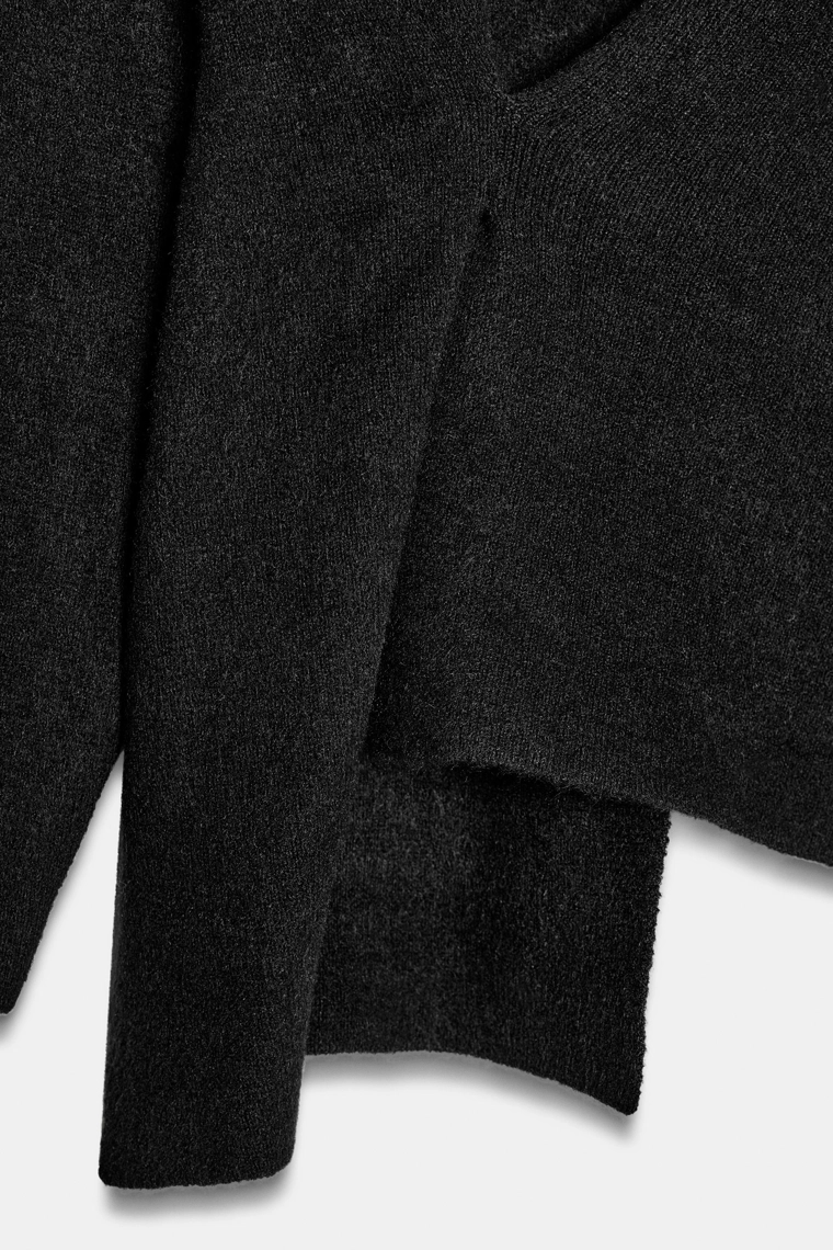 Вязанный свитер с утяжкой на талии