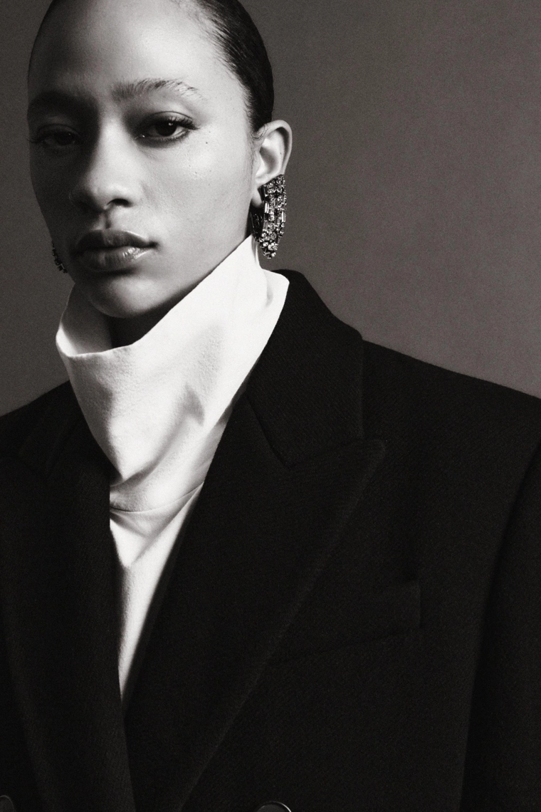 Серьги с драгоценными камнями