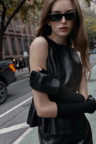 Комбинированные митенки из искусственной кожи