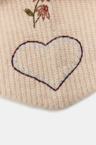 Капюшон из трикотажа с вышивкой- Заказать в России