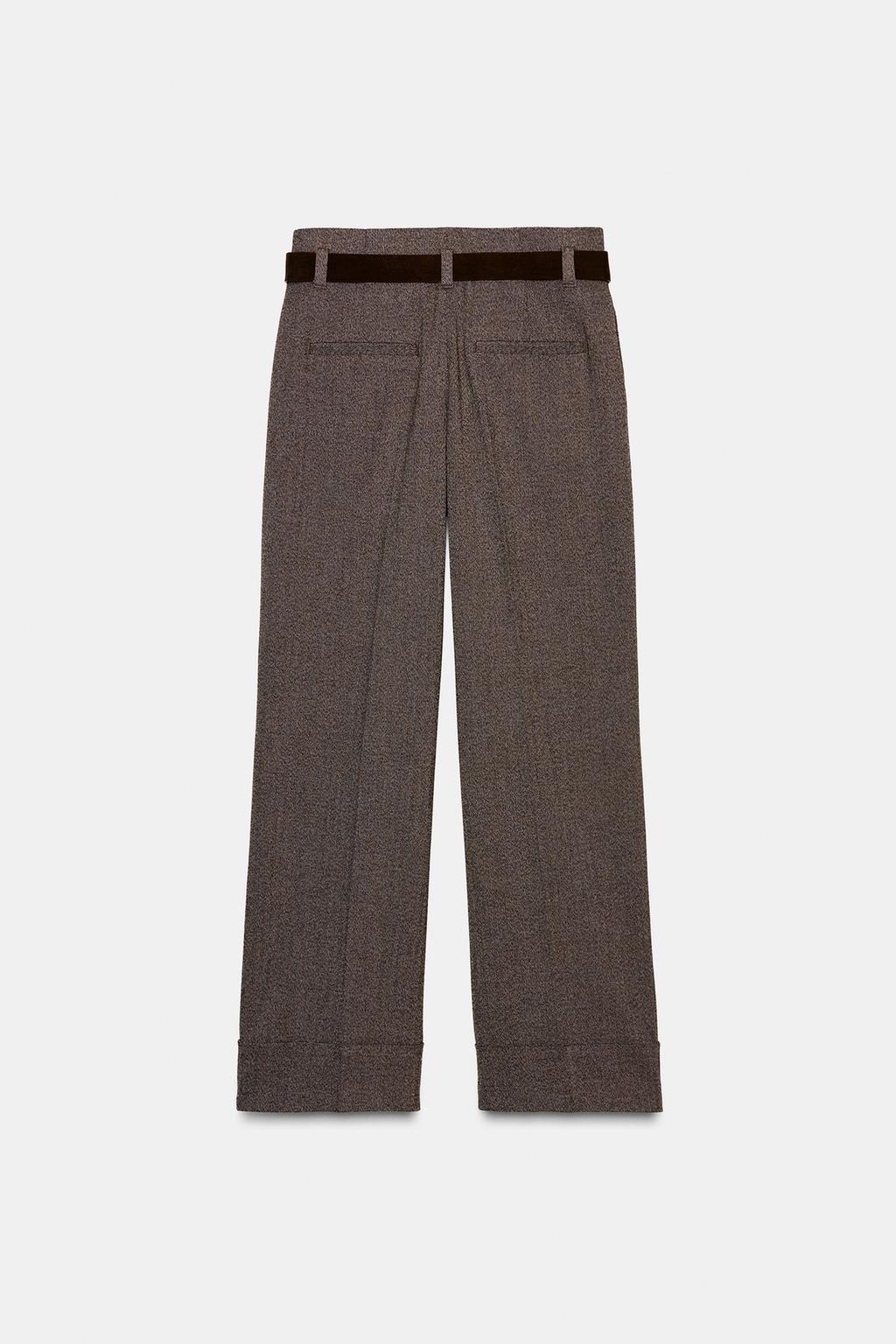 БРЮКИ В ЕЛОЧКУ С РЕМНЕМ