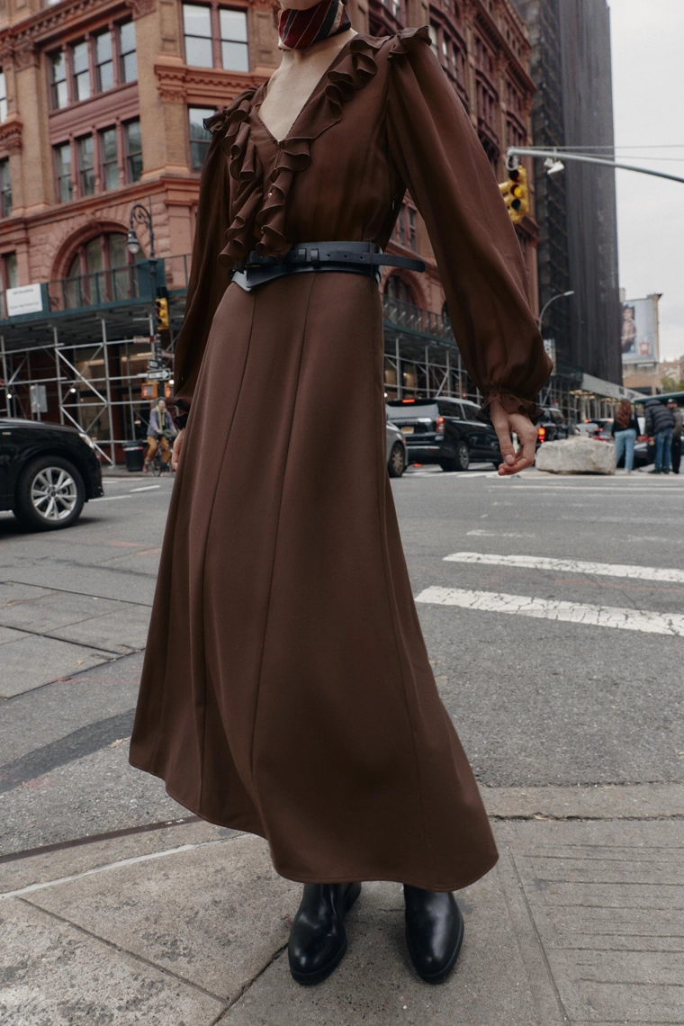 Платье миди с контрастным поясом