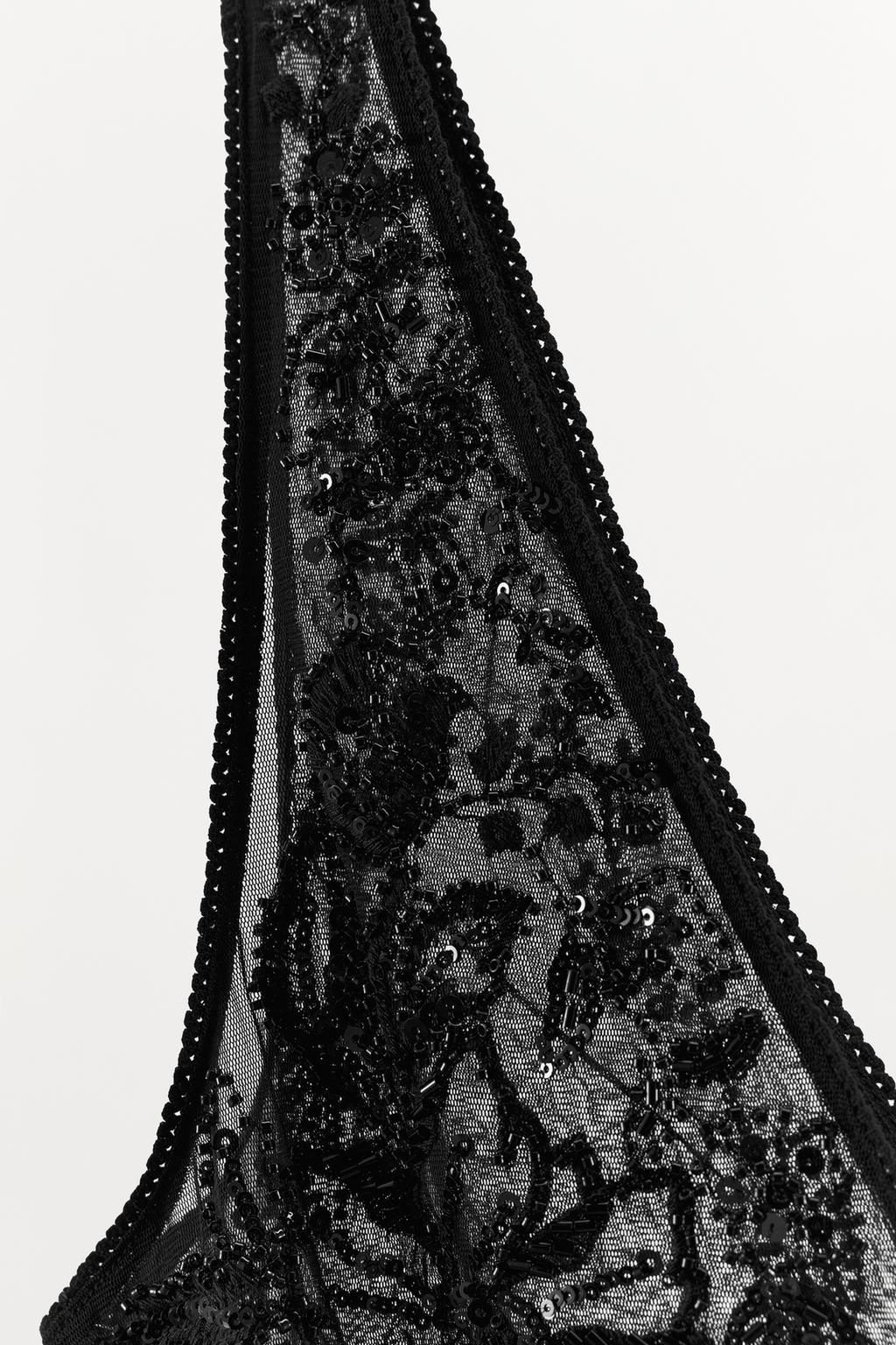 ТОП НА БРЕТЕЛЯХ ИЗ ВЫШИТОГО ТЮЛЯ