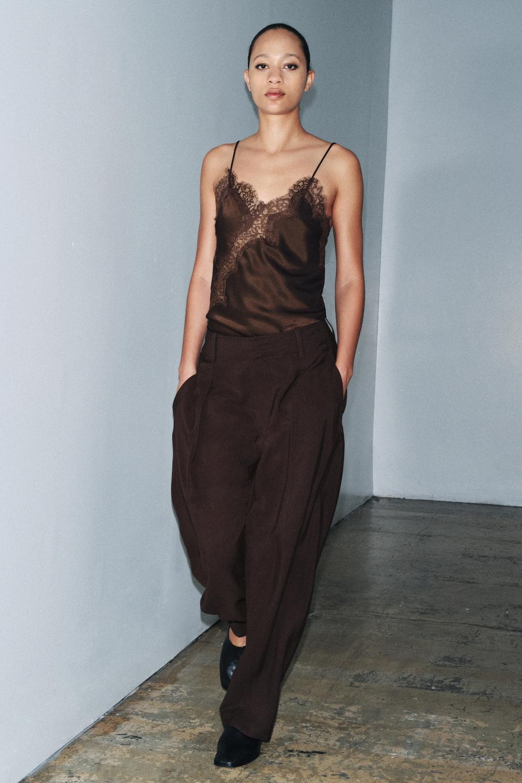 БРЮКИ-МОРКОВКИ С ПРЯЖКОЙ — ZW COLLECTION