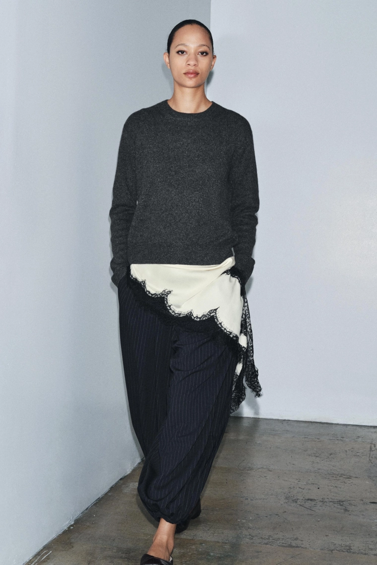 Брюки-бананы с полосками zw в коллекции