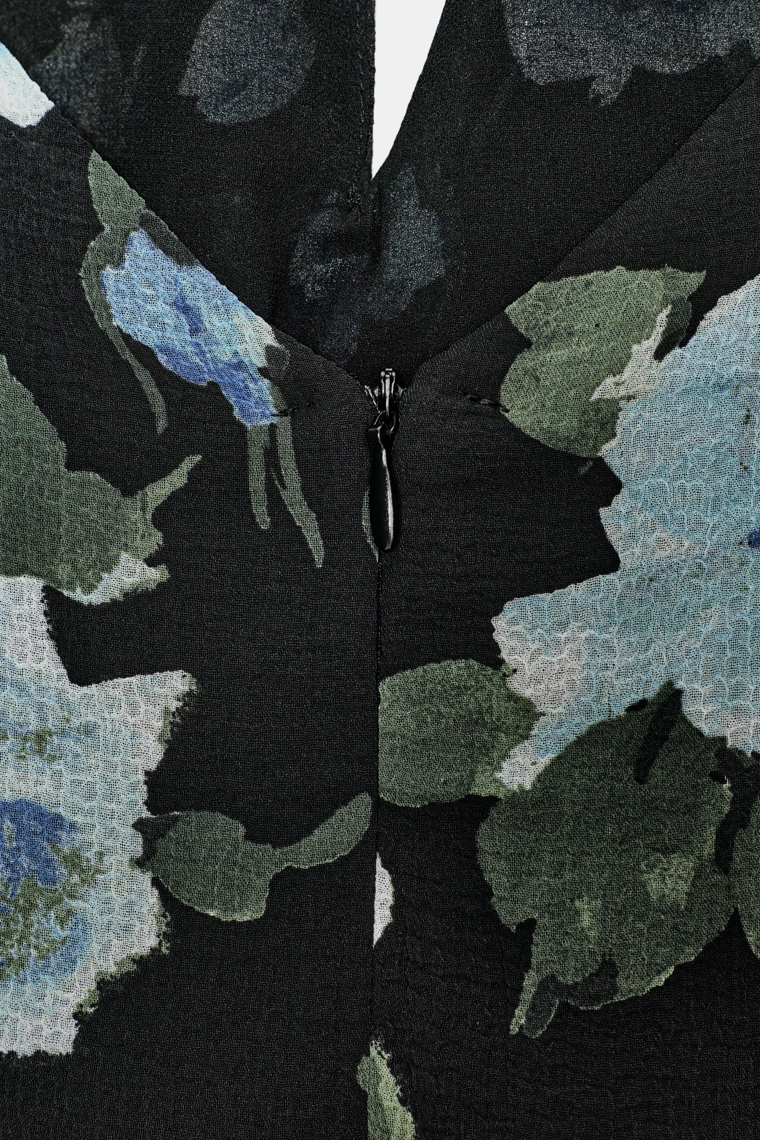 Длинное платье в цветочный принт с деталями на завязках