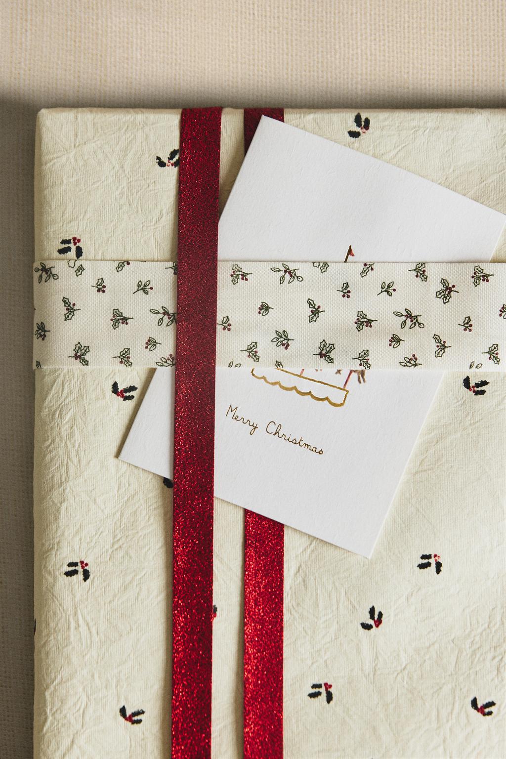 Набор рождественских лент с листьями (набор из 2)