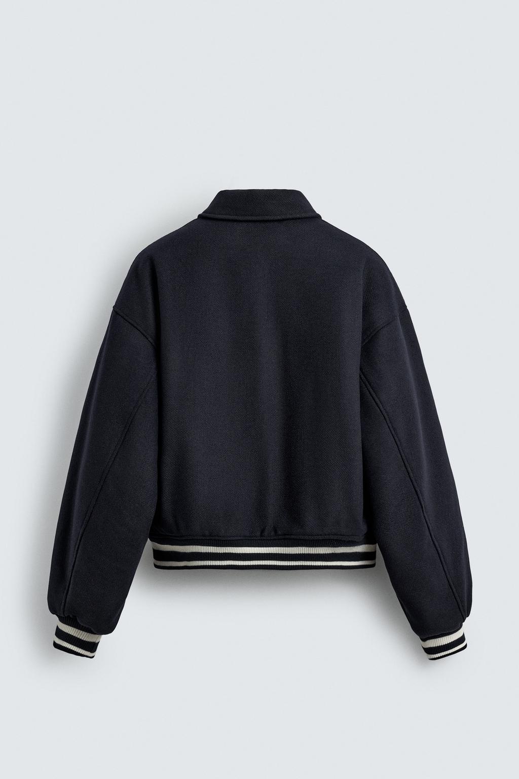 УТЕПЛЕННЫЙ БОМБЕР С НАШИВКАМИ