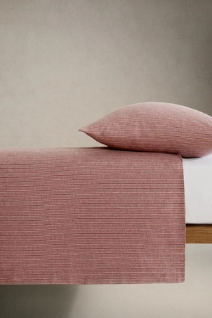 Red | 7687/088/600 - Zara Детское покрывало на подушку с рождественской полоской