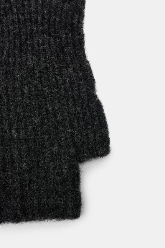 КОРОТКИЕ ТРИКОТАЖНЫЕ МИТЕНКИ