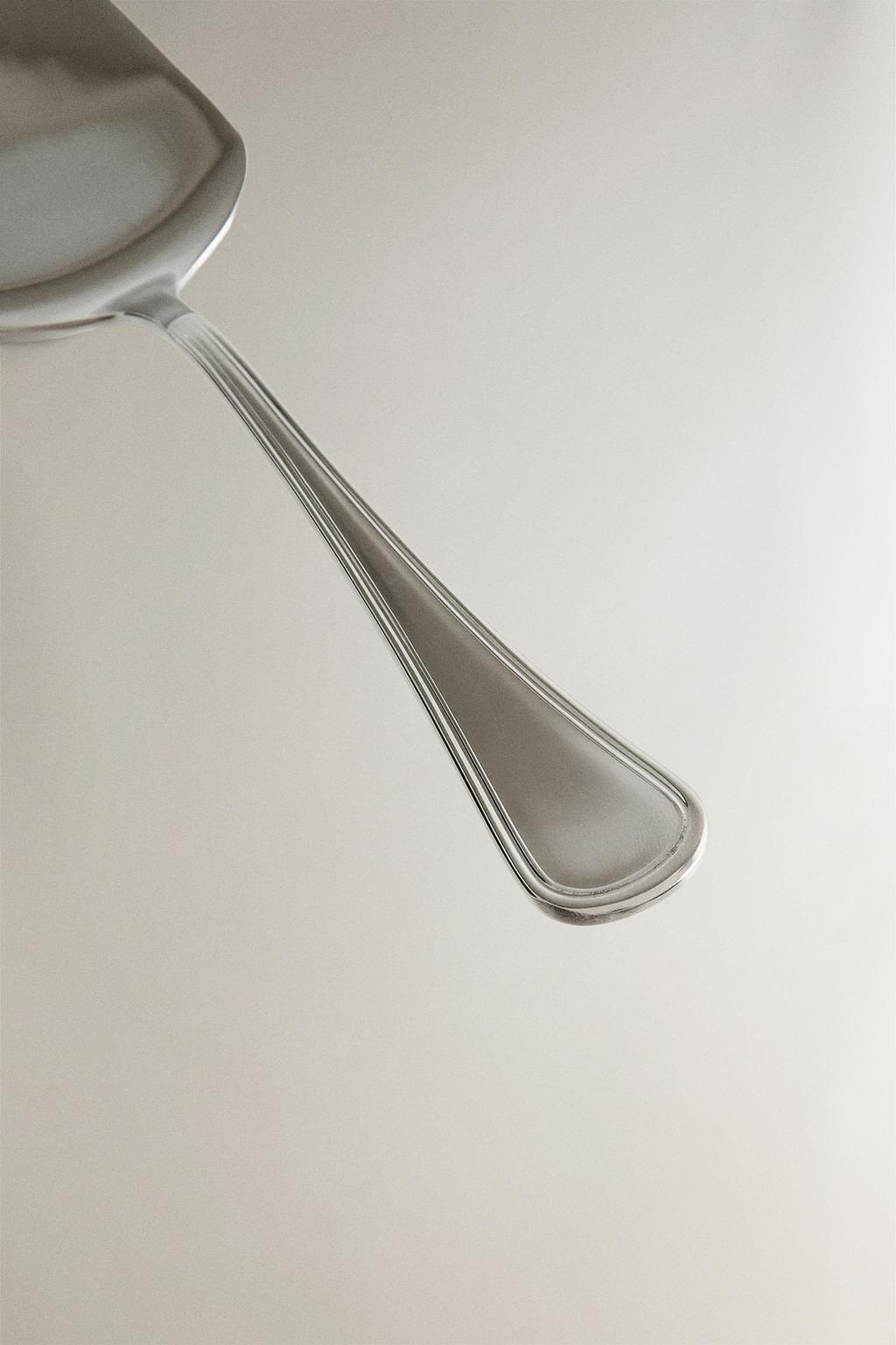 Блестящий стеклянный тортовый нож