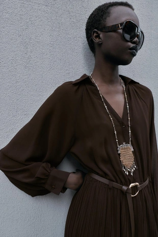 Платье миди плиссированное с поясом- Заказать в России