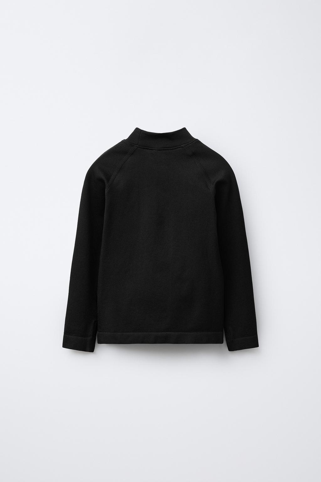 ФУТБОЛКА В РУБЧИК С РЕЛЬЕФНОЙ НАДПИСЬЮ