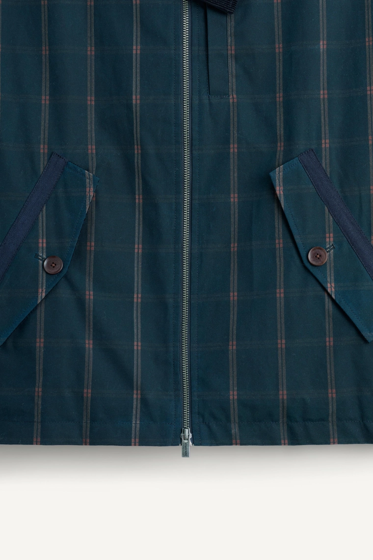 Куртка в клетку