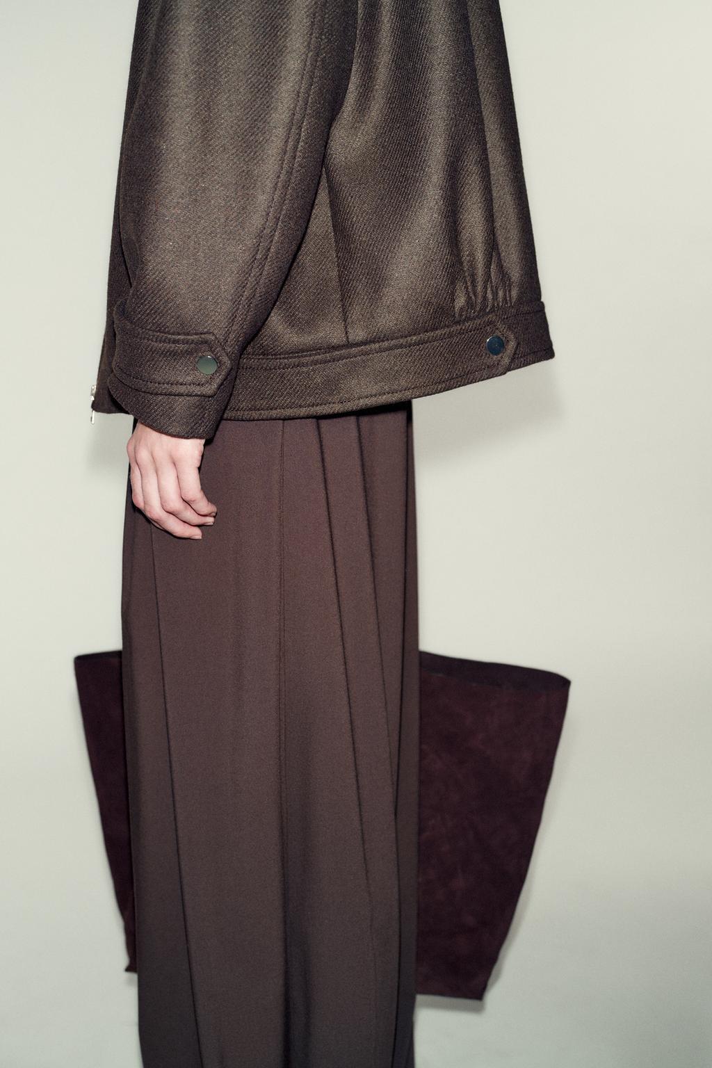 БОМБЕР ИЗ ШЕРСТИ С ВЫСОКИМ ВОРОТНИКОМ