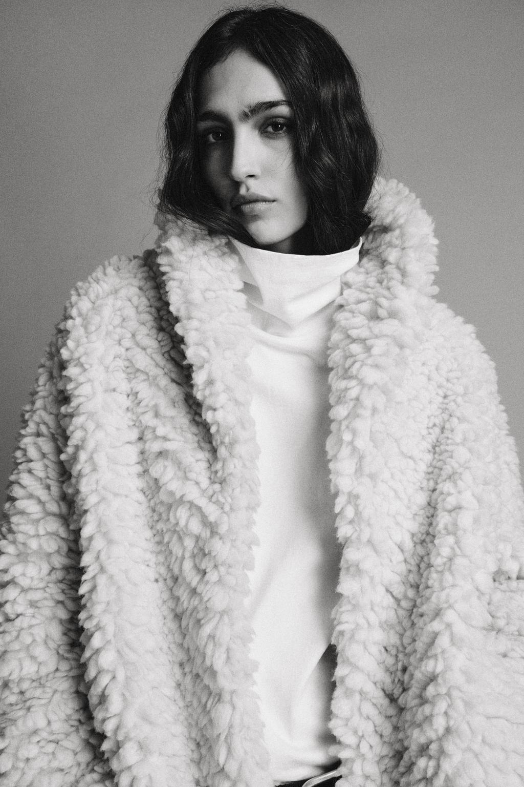 КУРТКА ИЗ ИСКУССТВЕННОЙ ОВЧИНЫ — ZW COLLECTION