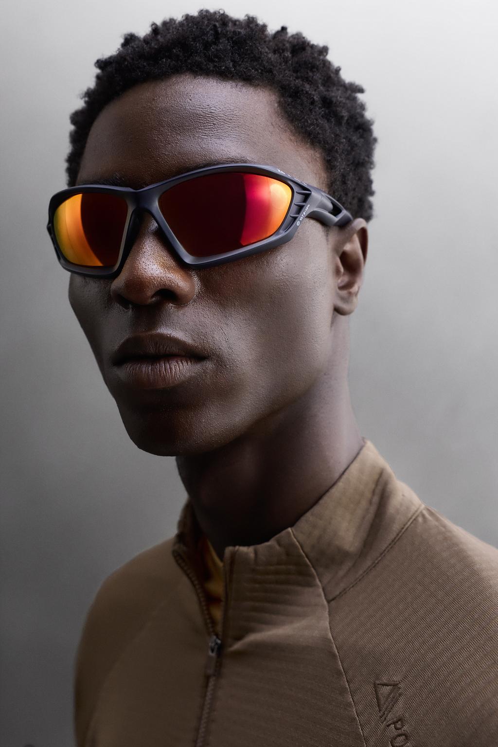 ТОЛСТОВКА POLARTEC © С КОРОТКОЙ ЗАСТЕЖКОЙ-МОЛНИЕЙ