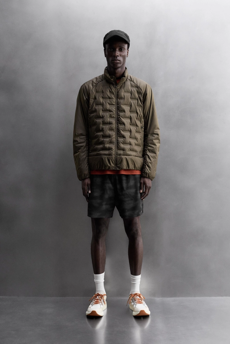 Спортивный пуховик running down blend