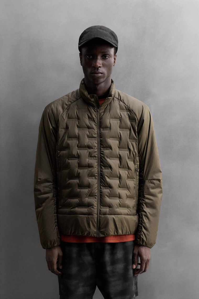 Спортивный пуховик running down blend