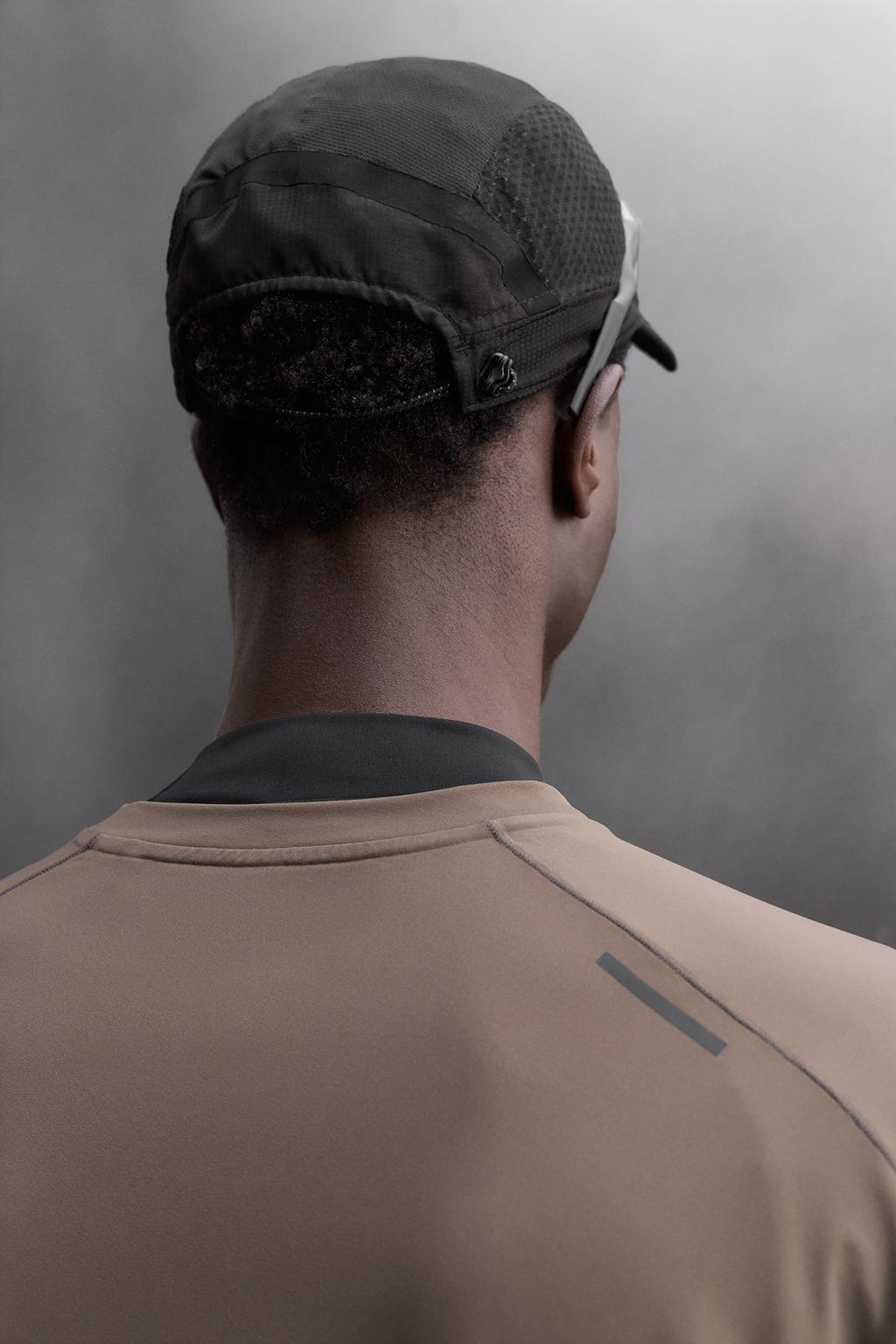 ФУТБОЛКА ДЛЯ БЕГА С КОРОТКИМ РУКАВОМ