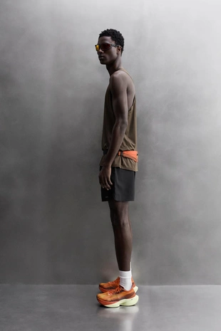 Базовые спортивные шорты- Заказать в России