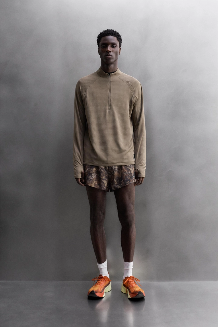 Беговые шорты с принтом дерева