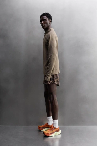 Беговые шорты с принтом в виде деревьев- Заказать в России