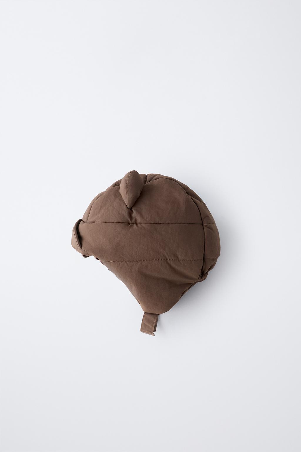 Шляпа из нейлона с ушками