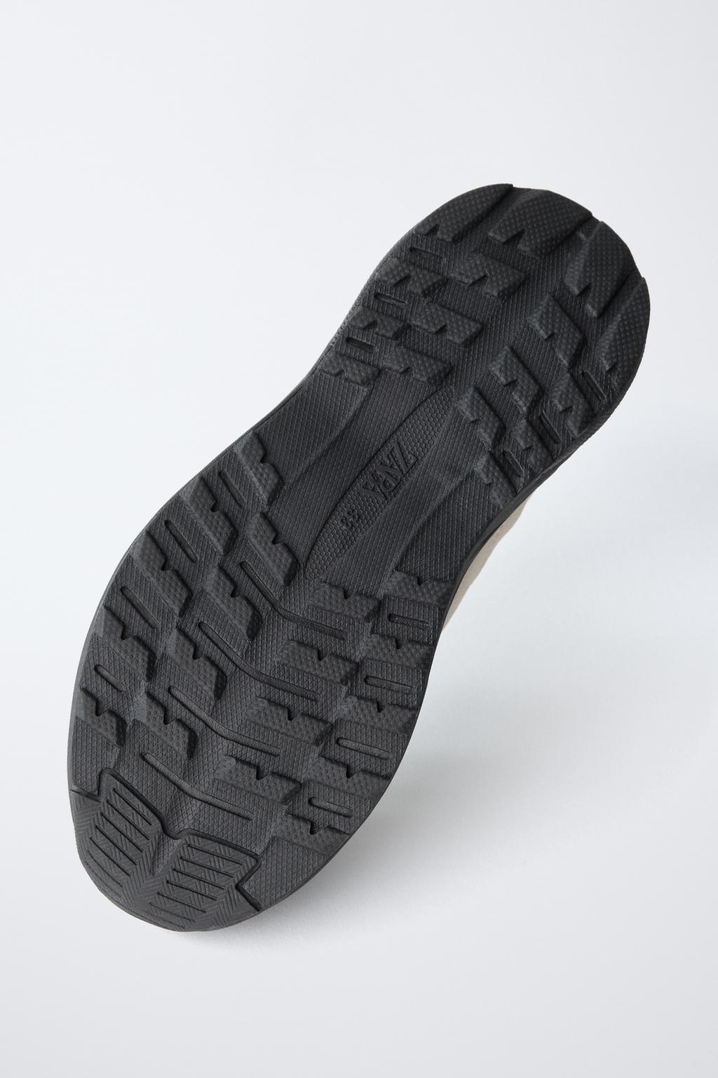 ТЕХНИЧЕСКИЕ СПОРТИВНЫЕ КРОССОВКИ