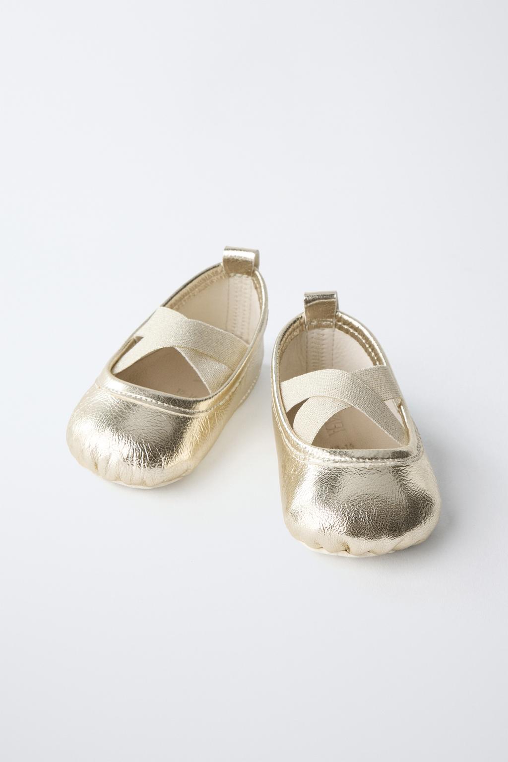 Туфли балетки из кожи