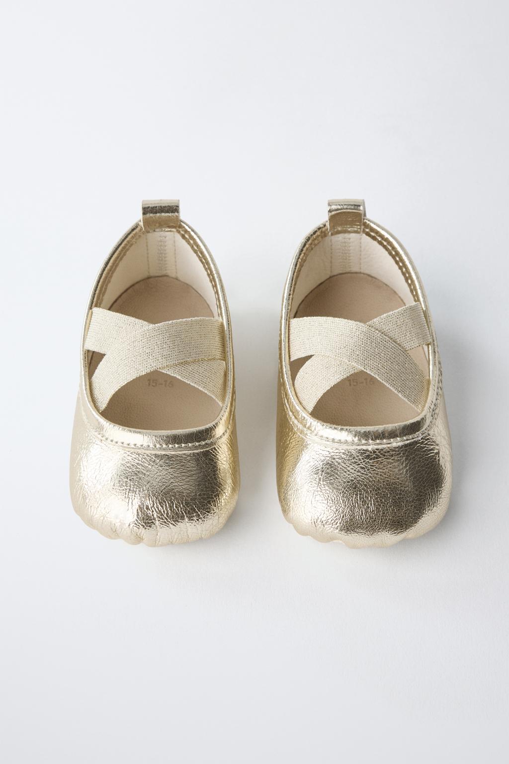 Туфли балетки из кожи