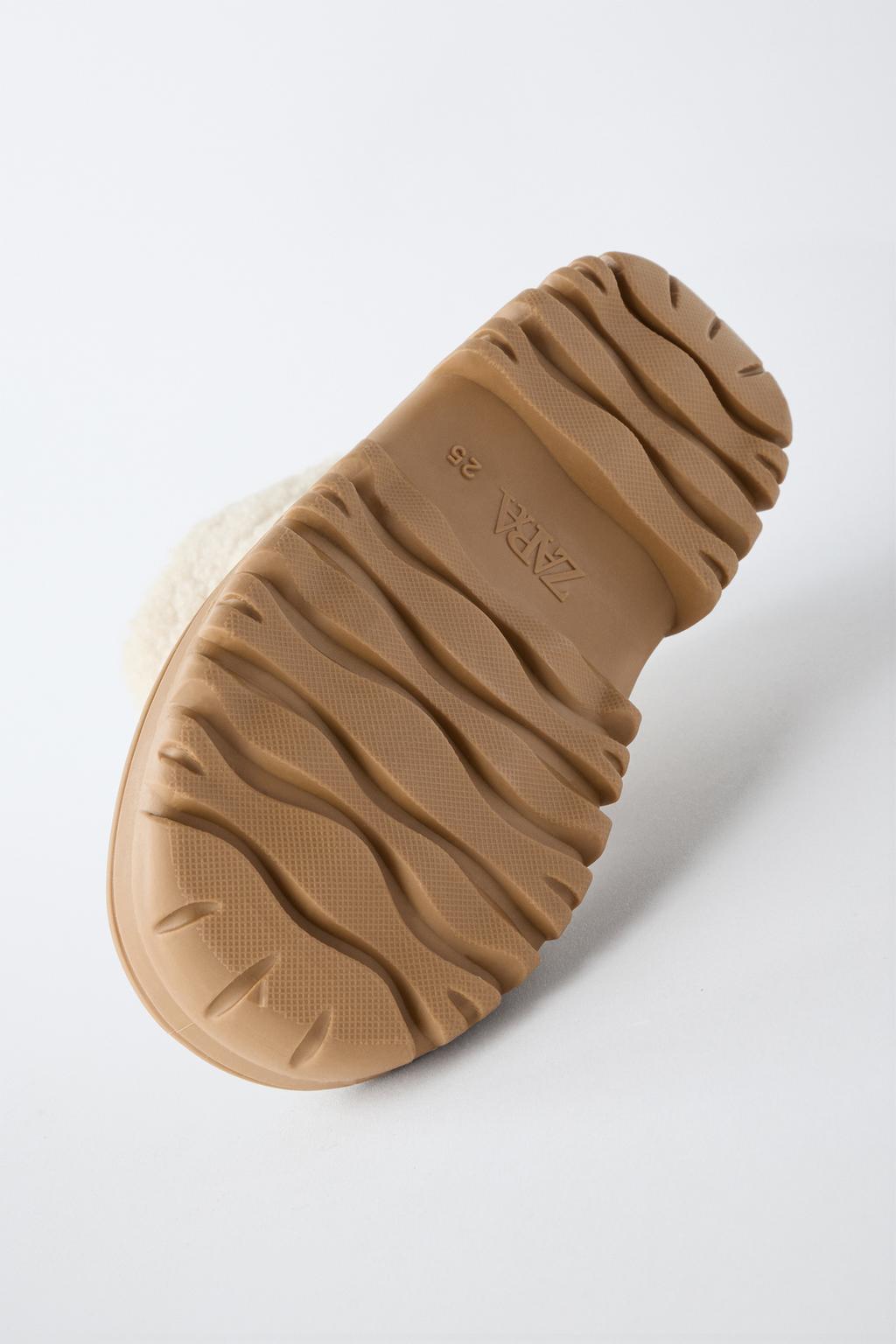 БОТИНКИ ИЗ ИСКУССТВЕННОЙ ОВЧИНЫ