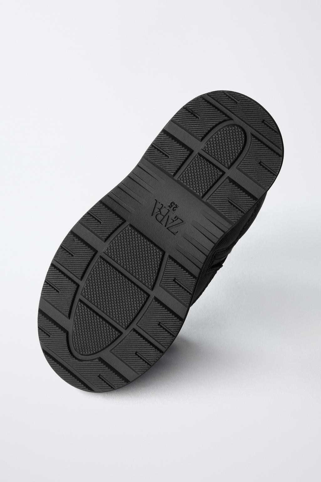 НЕПРОМОКАЕМЫЕ НЕЙЛОНОВЫЕ БОТИНКИ