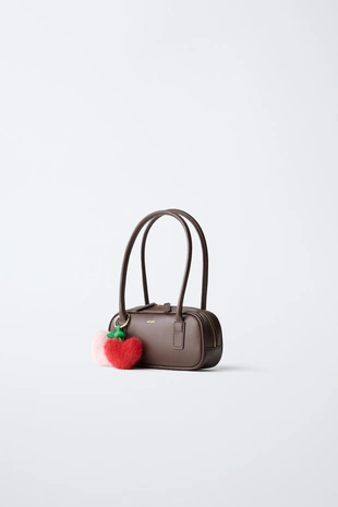 Сумка на плечо с подвесками- Заказать в России