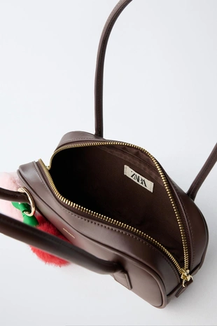 Сумка на плечо с подвесками- Заказать в России