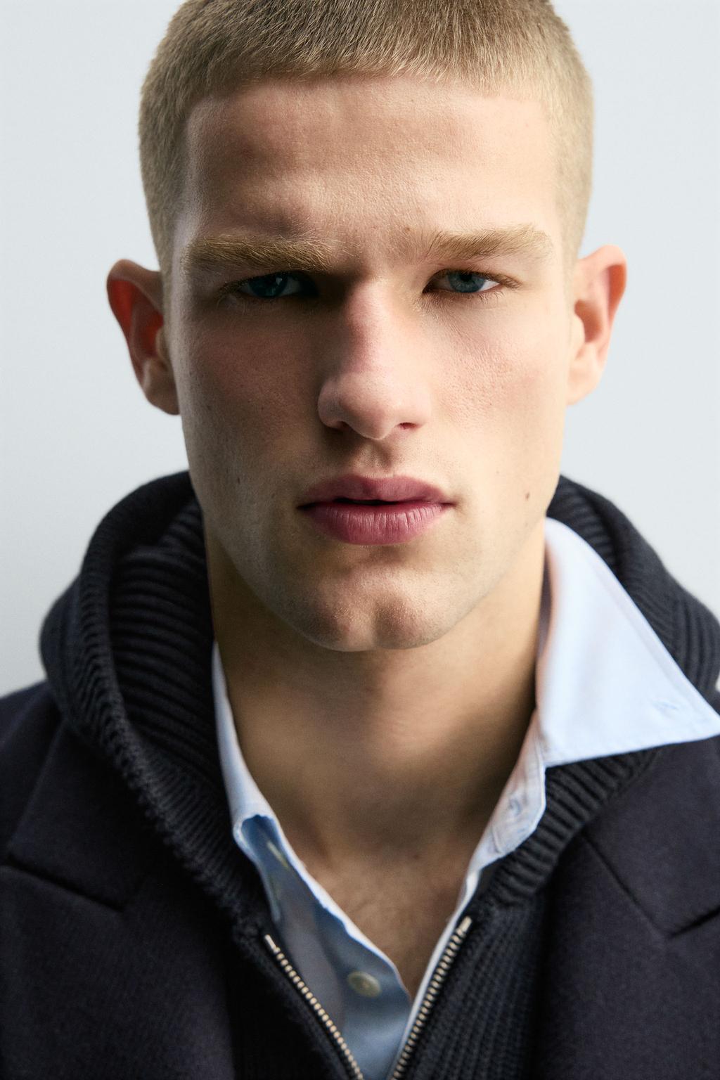 ПАЛЬТО ИЗ РЕЛЬЕФНОЙ ТКАНИ С ШЕРСТЬЮ